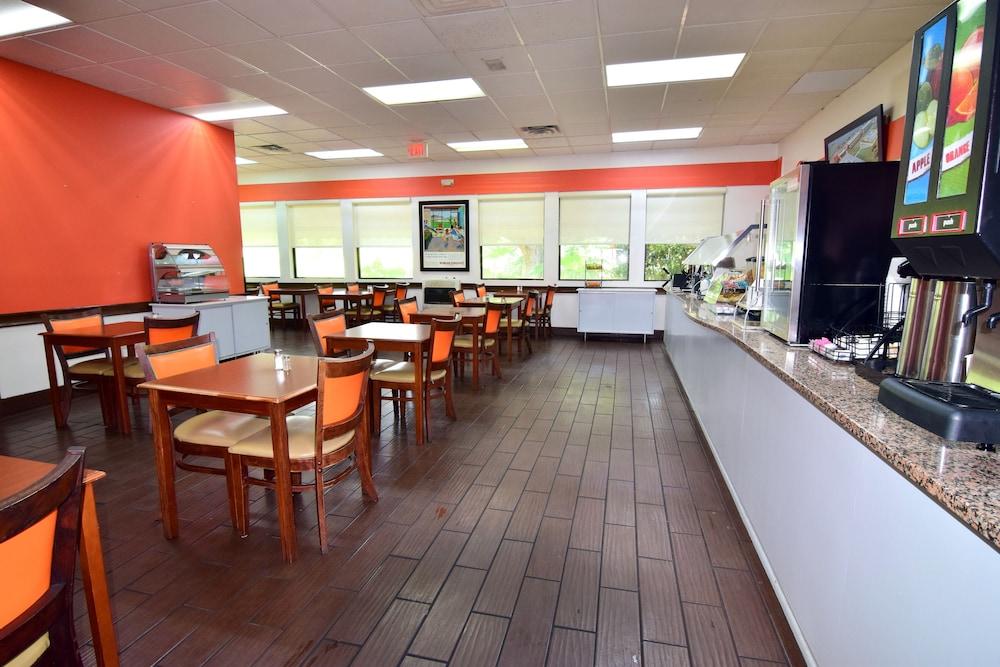Howard Johnson By Wyndham Ocala Fl I-75 מראה חיצוני תמונה