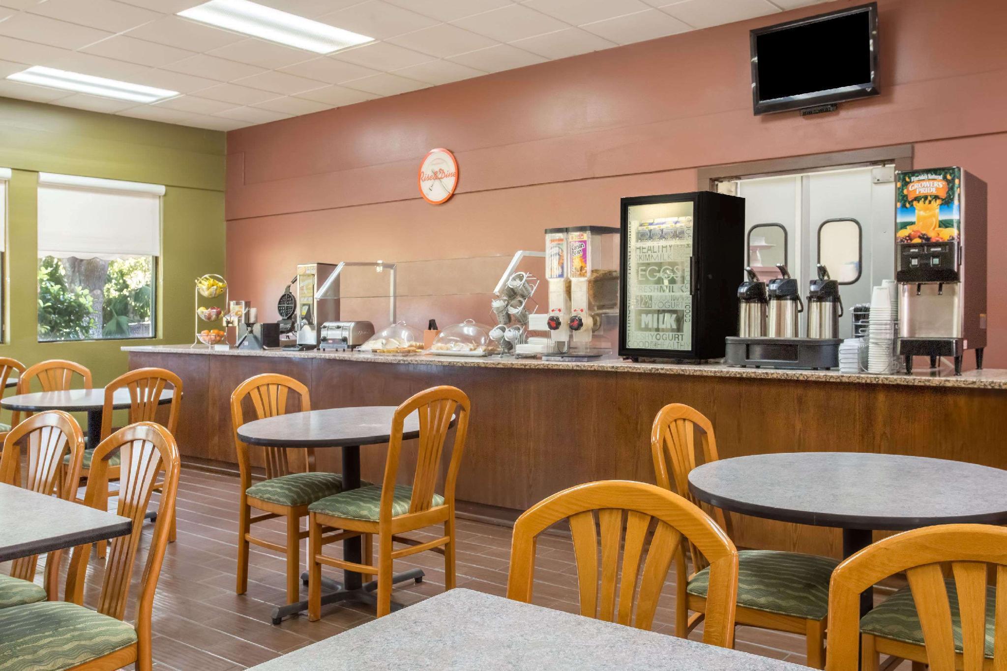 Howard Johnson By Wyndham Ocala Fl I-75 מראה חיצוני תמונה